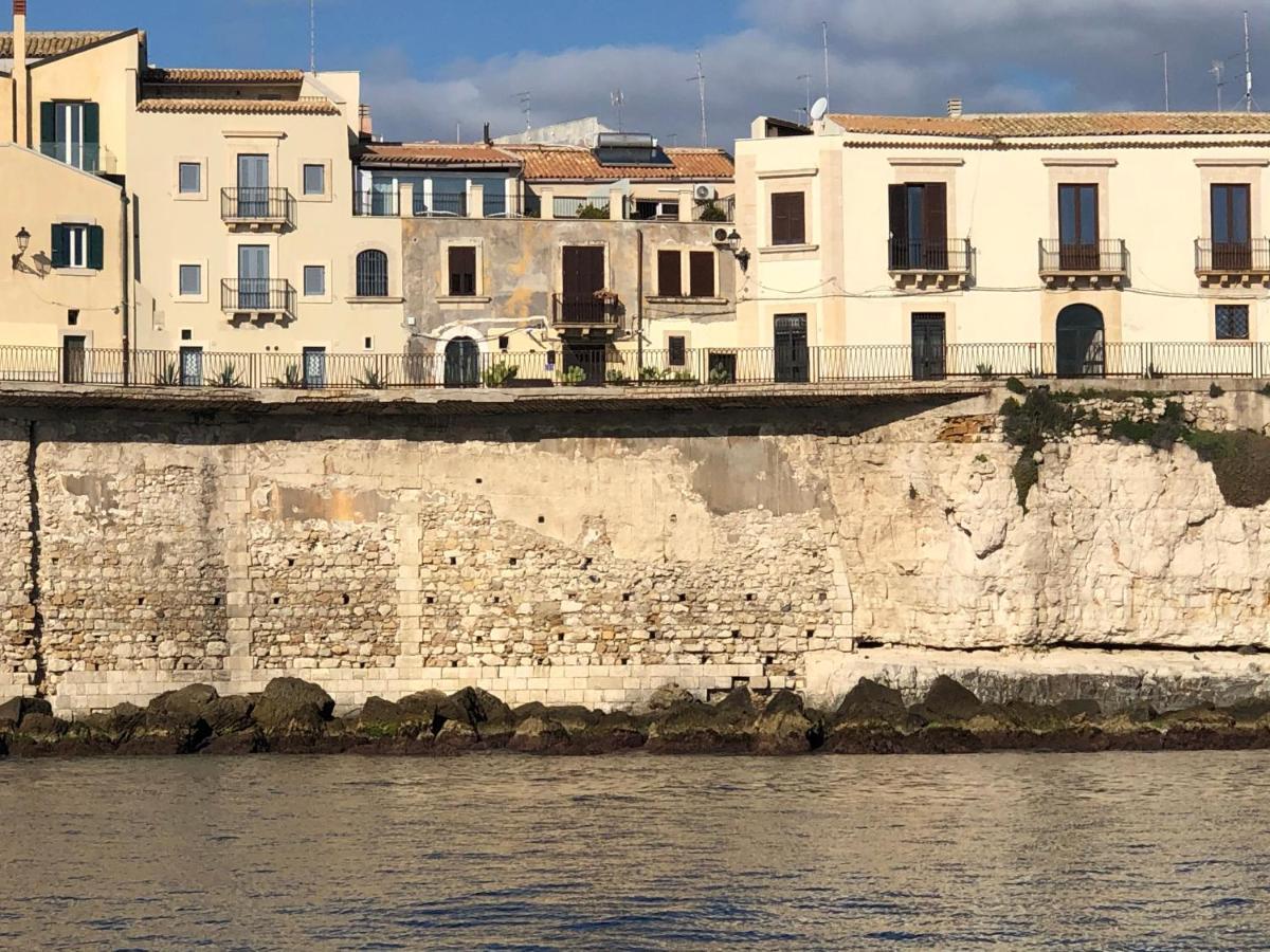 Suite Ortigia Vista Mare Syrakusa Exteriör bild