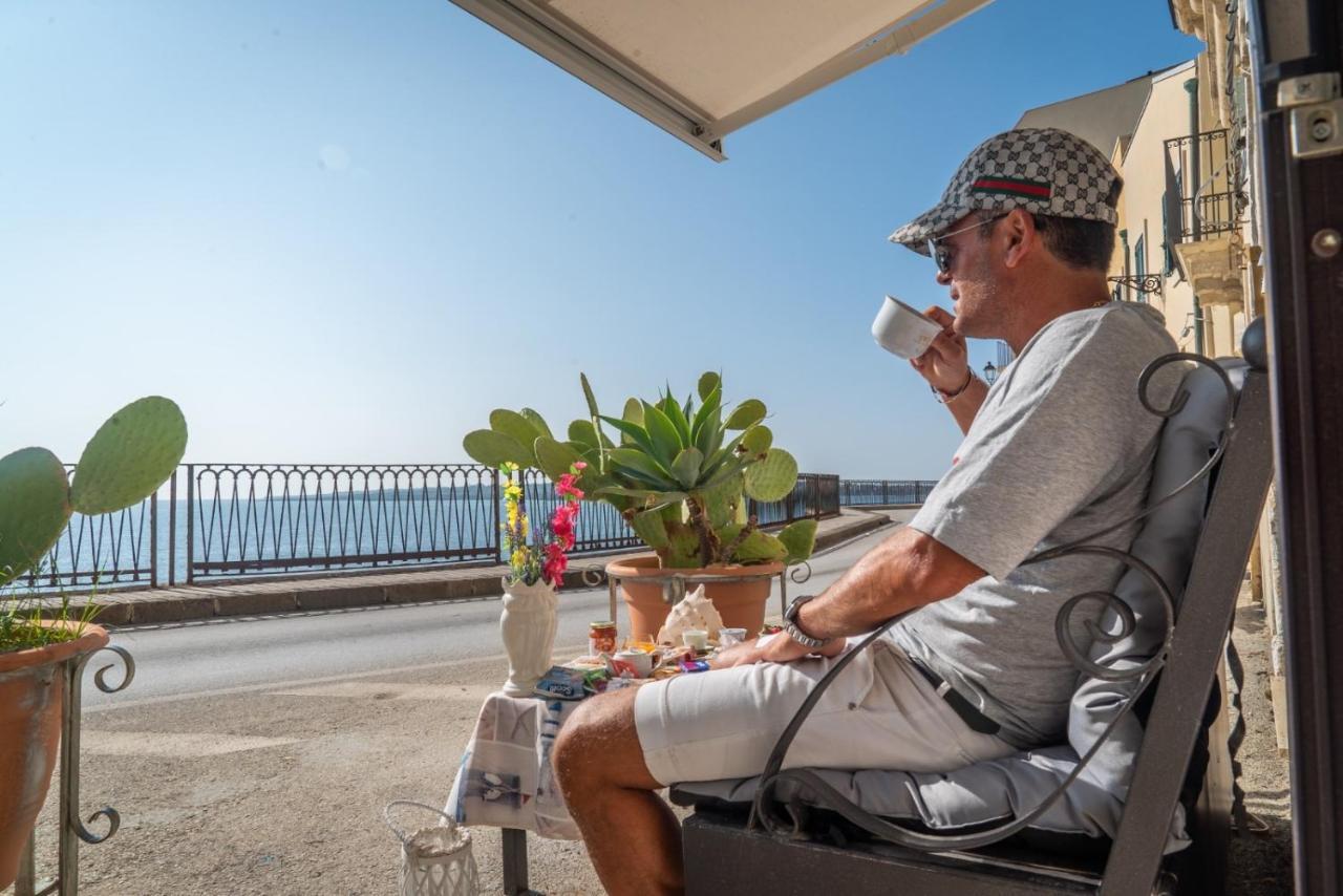 Suite Ortigia Vista Mare Syrakusa Exteriör bild