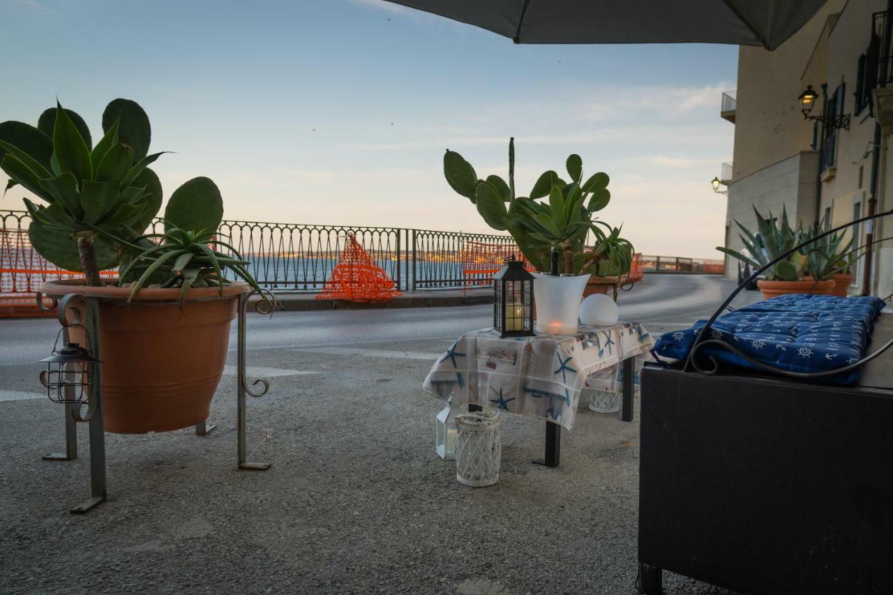 Suite Ortigia Vista Mare Syrakusa Exteriör bild