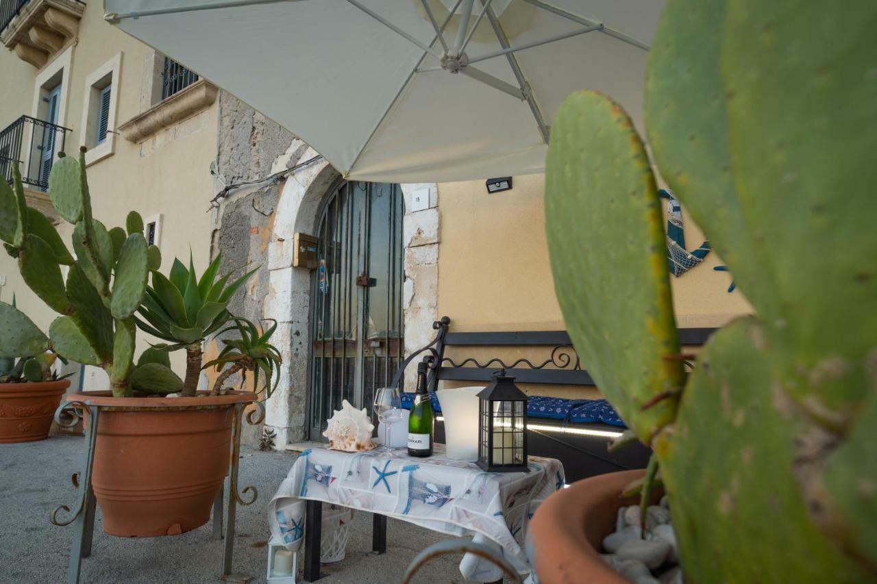 Suite Ortigia Vista Mare Syrakusa Exteriör bild